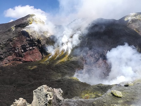 escursione etna-escursione-01-07-2020(3).jpg